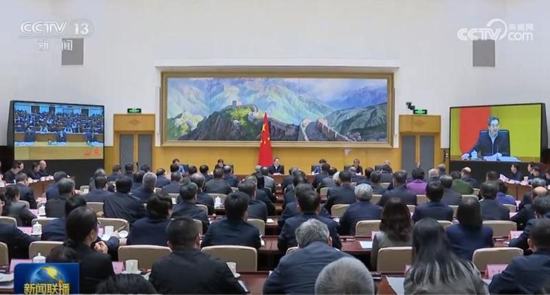  全国会议召开后，广东迅速响应；“百万英才”专列进京，广邀青年才俊南下发展。 教育招生