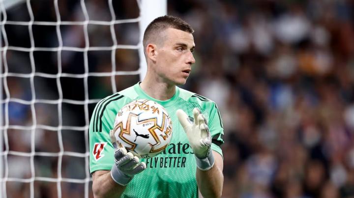  职业球员：卢宁与皇家马德里的博弈困局 体育新闻