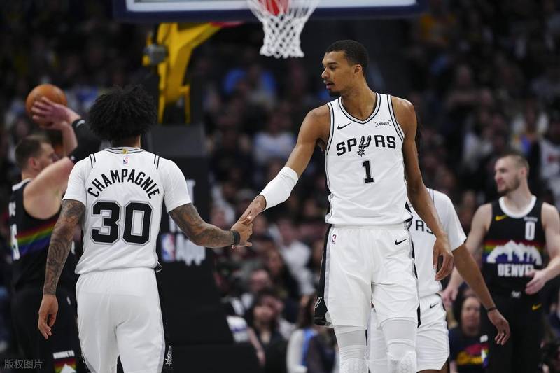  技术视角下的巅峰对决：马刺vs掘金数据密码与战术博弈 体育新闻