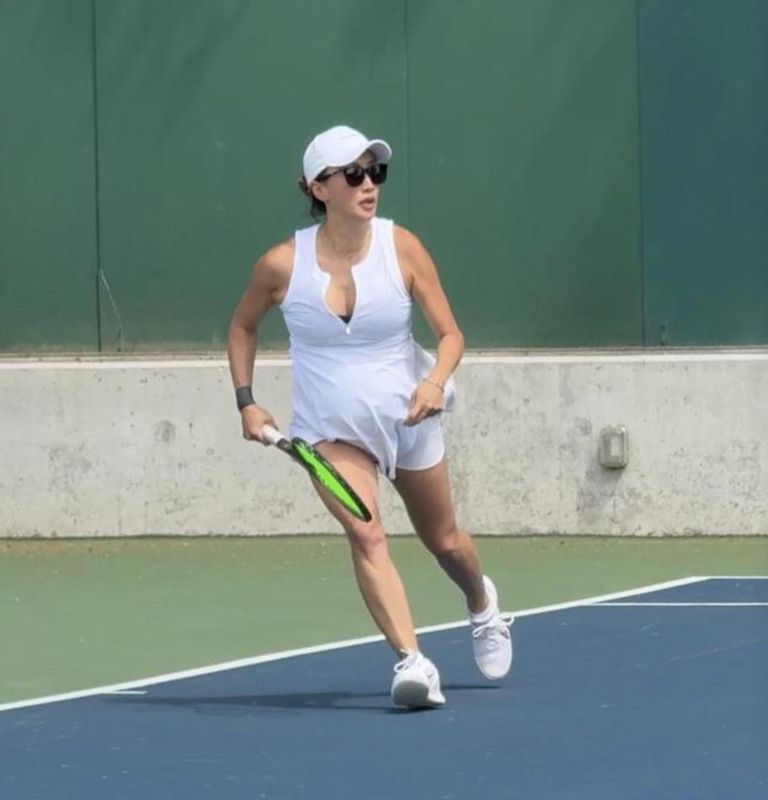  43岁的人生下半场：一位女明星用网球重新定义自己 情感心理