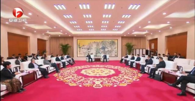  当乡村遇上科技：一位基层干部亲历的四农新故事 新闻